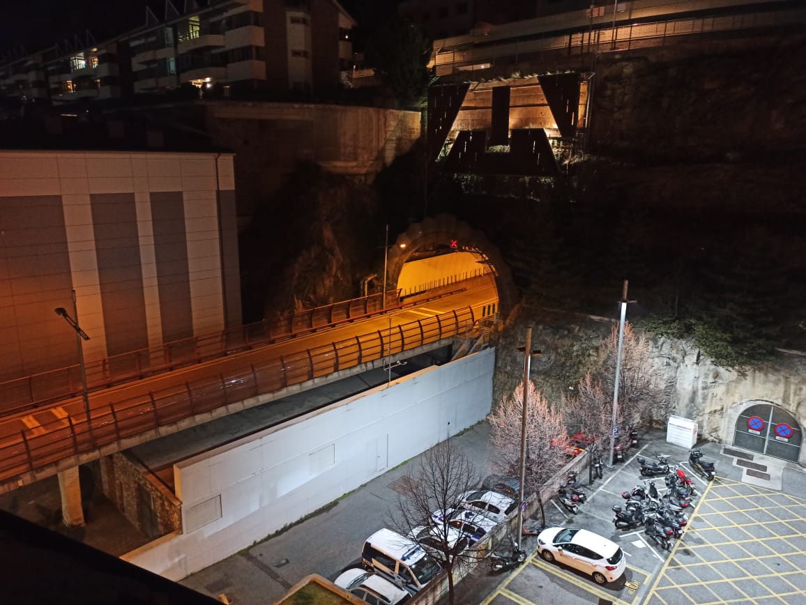 El túnel del Pont Pla tancat a la circulació aquest vespre.
