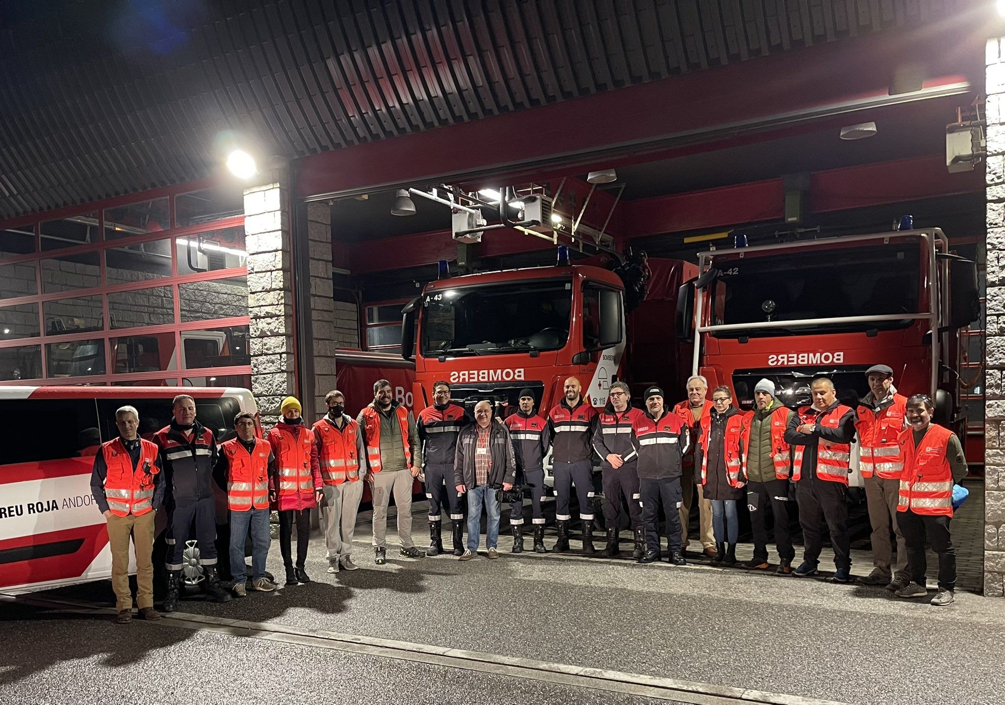 Els efectius humans que van formar part del primer comboi humanitari cap a Polònia.