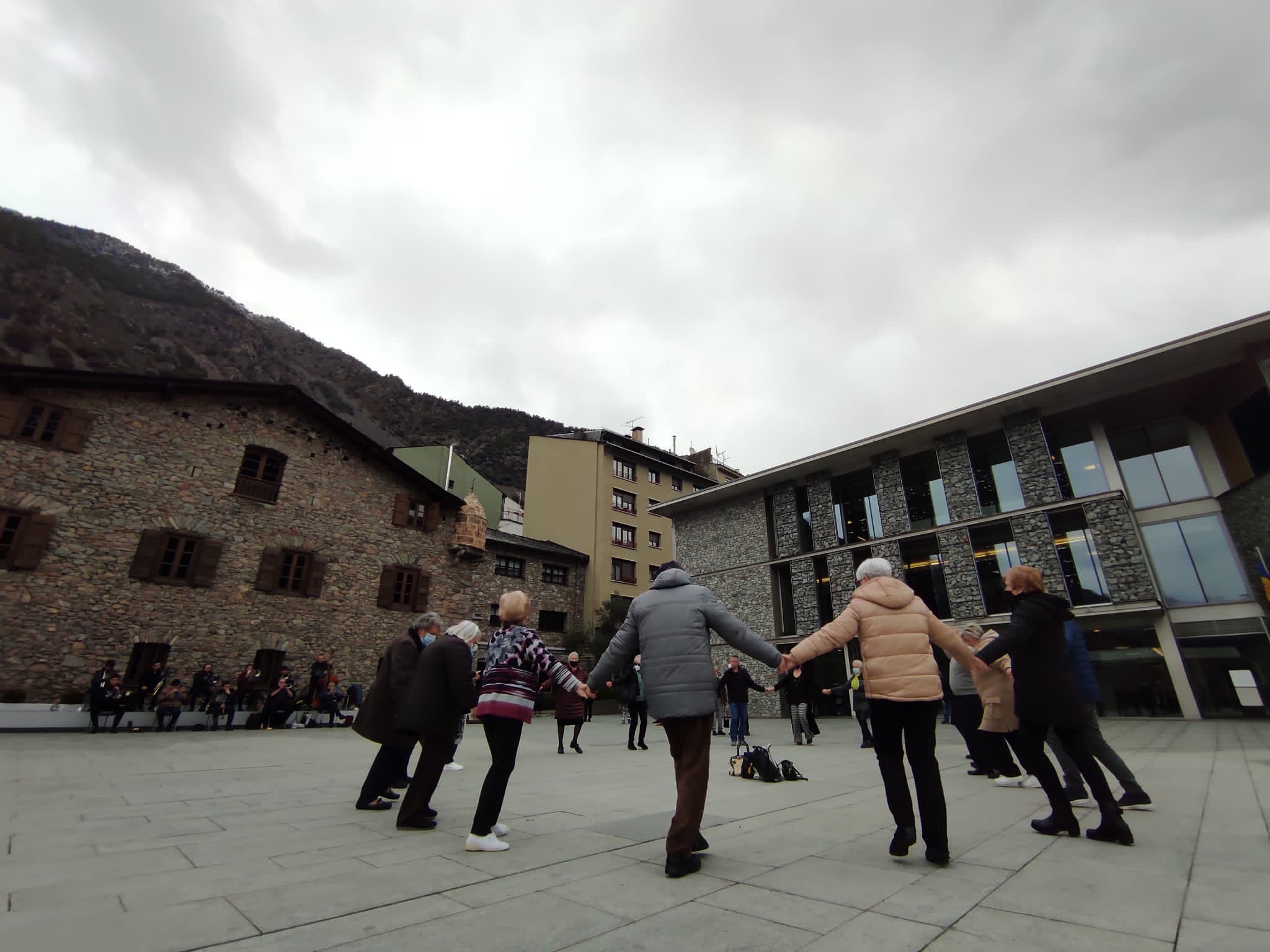 Ballada de sardanes.