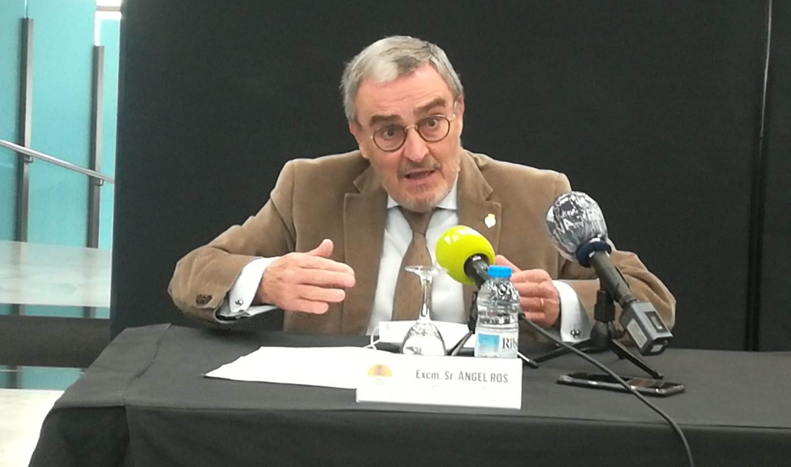 L'ambaixador espanyol, Àngel Ros aquest dimarts en roda de premsa. L'ambaixador espanyol, Àngel Ros aquest dimarts en roda de premsa.