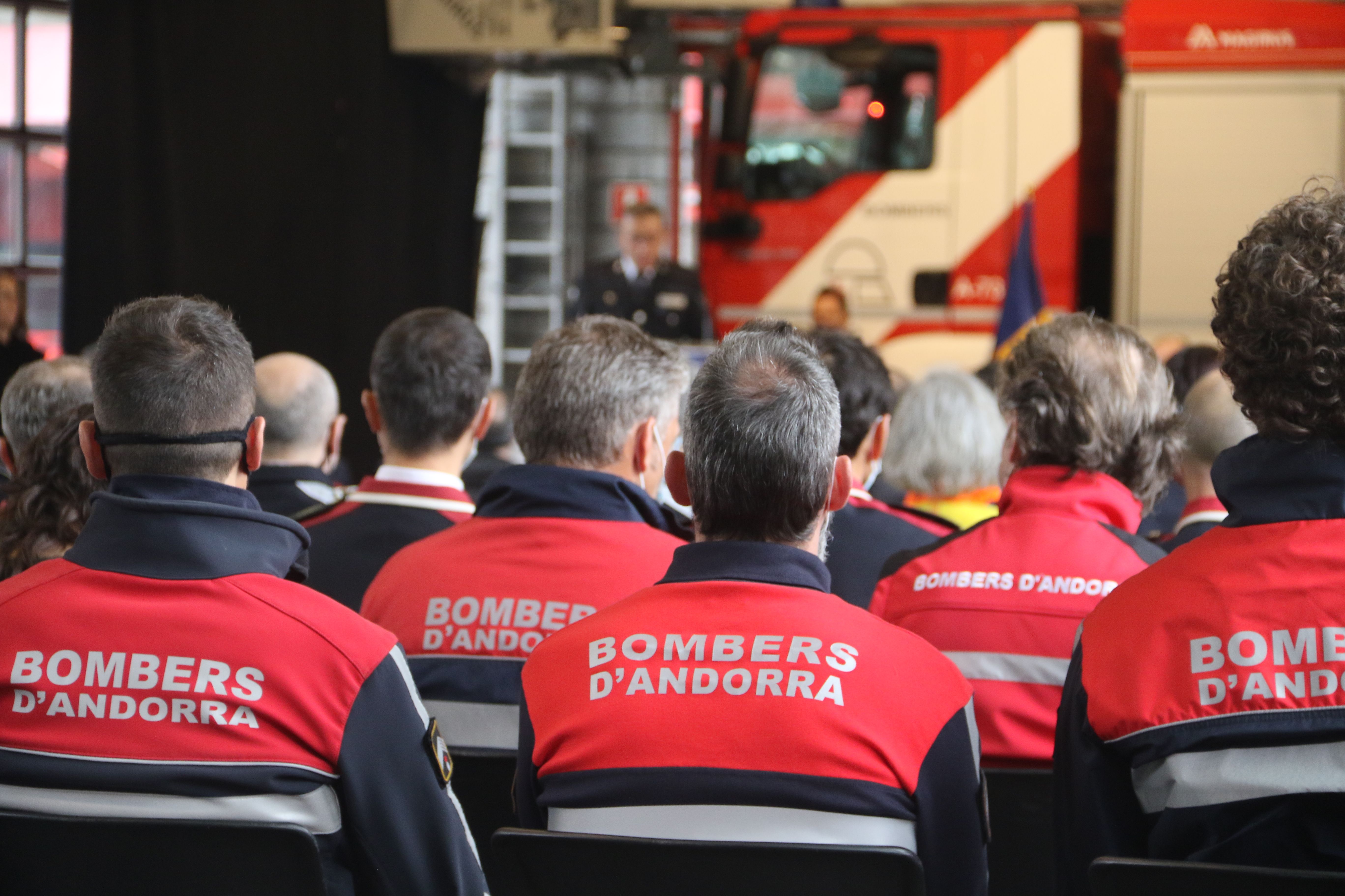 Un moment del discurs del director del cos, Jordi Farré, en la festa patronal.