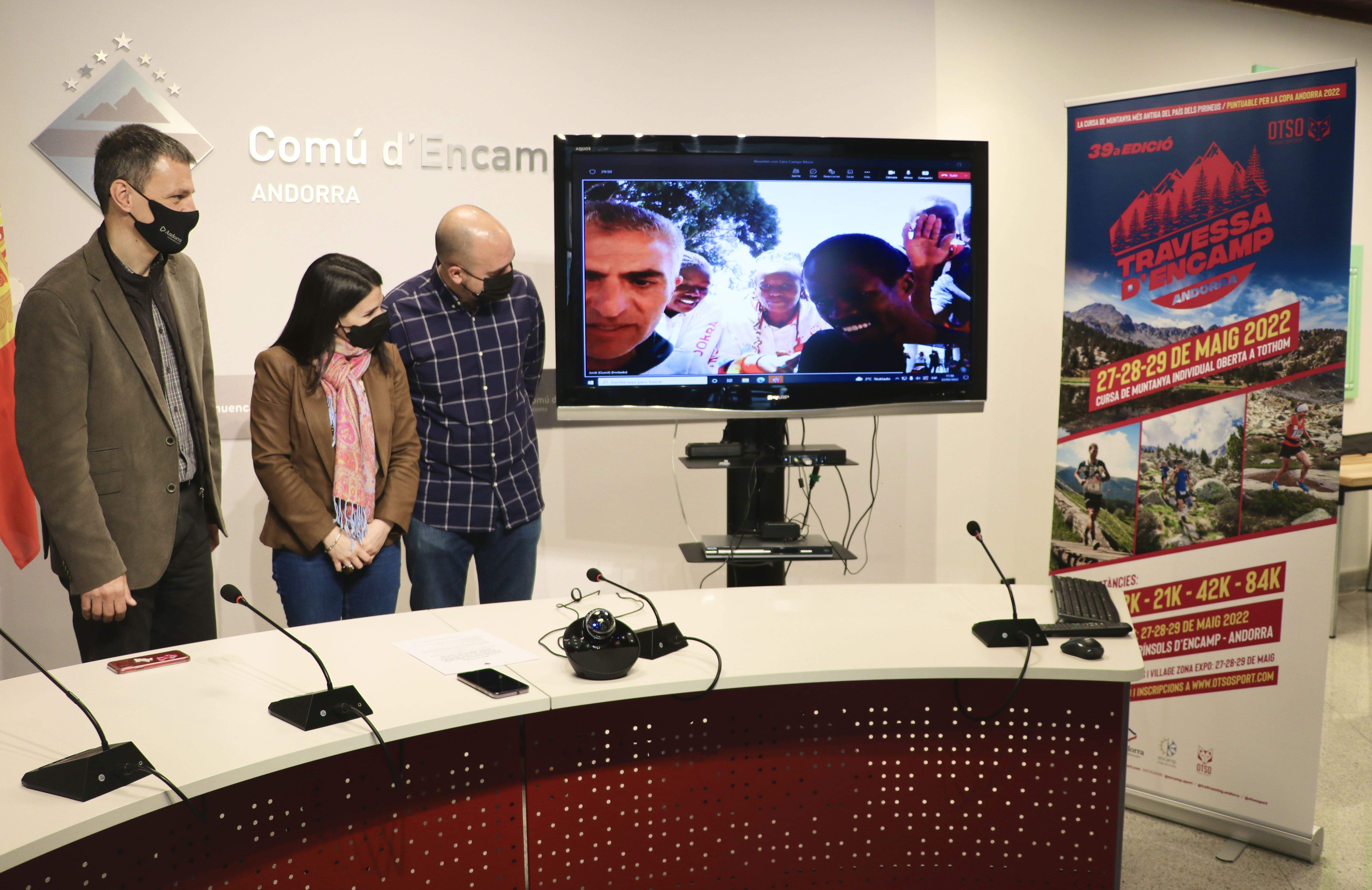 Un instant de la presentació de la cursa.