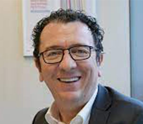 Betim Budzaku semàfor