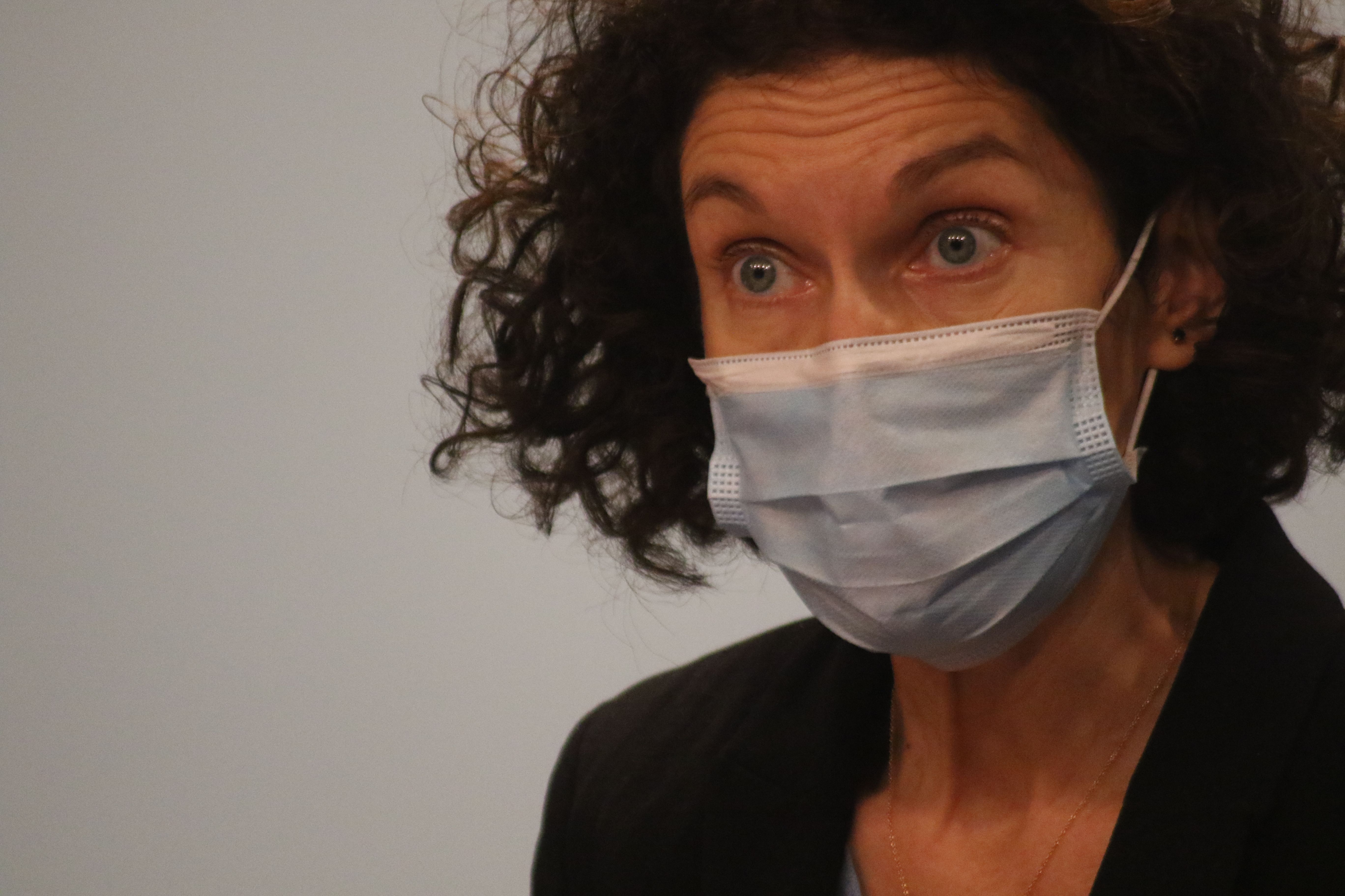 Maria Ubach durant la compareixença d'aquest dilluns.