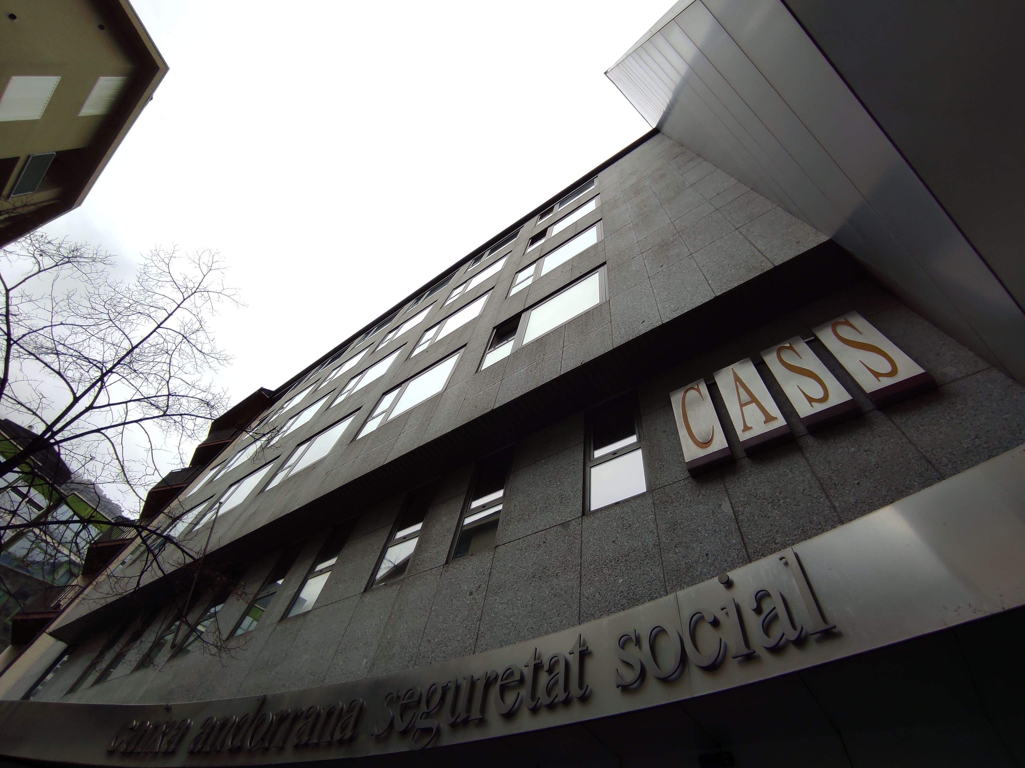 La façana de la CASS.