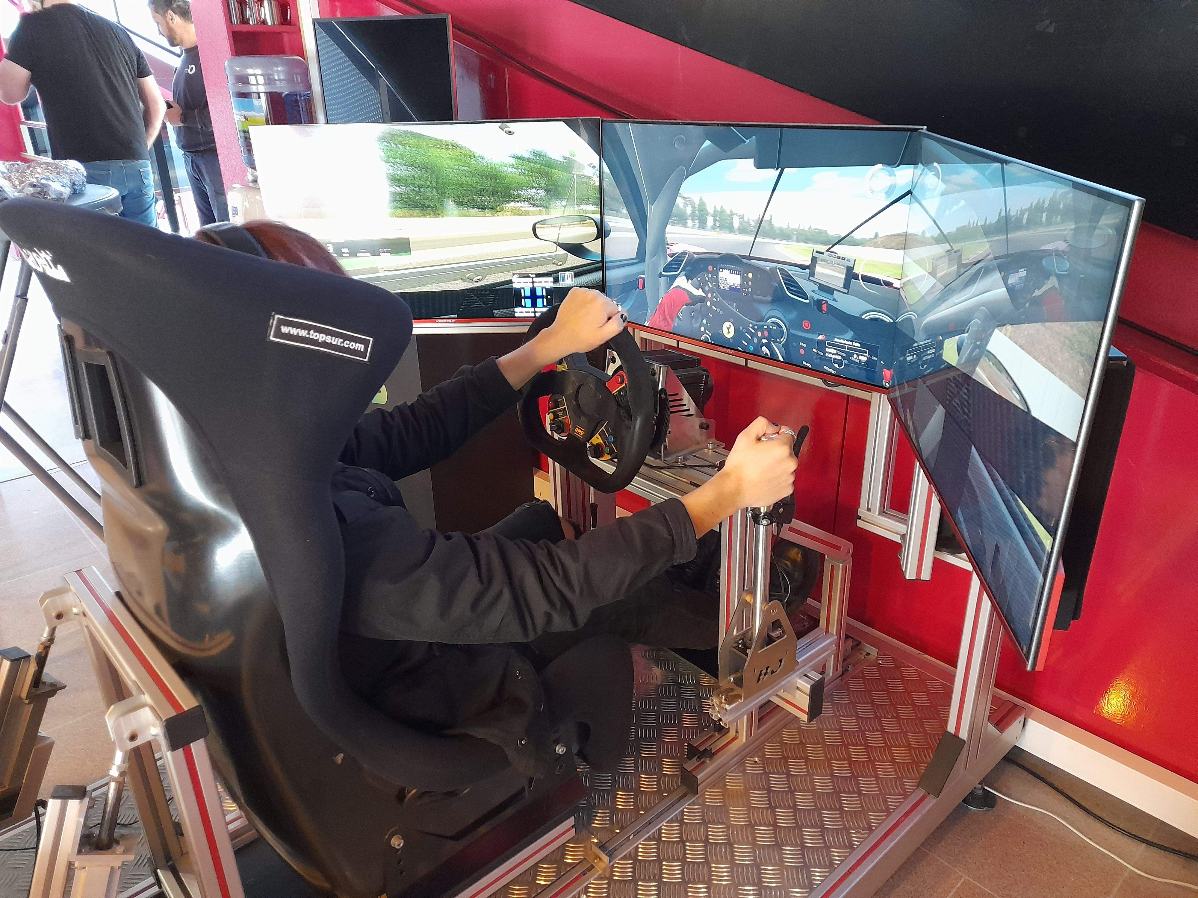 El simulador dels joves pilots de l'ACA.