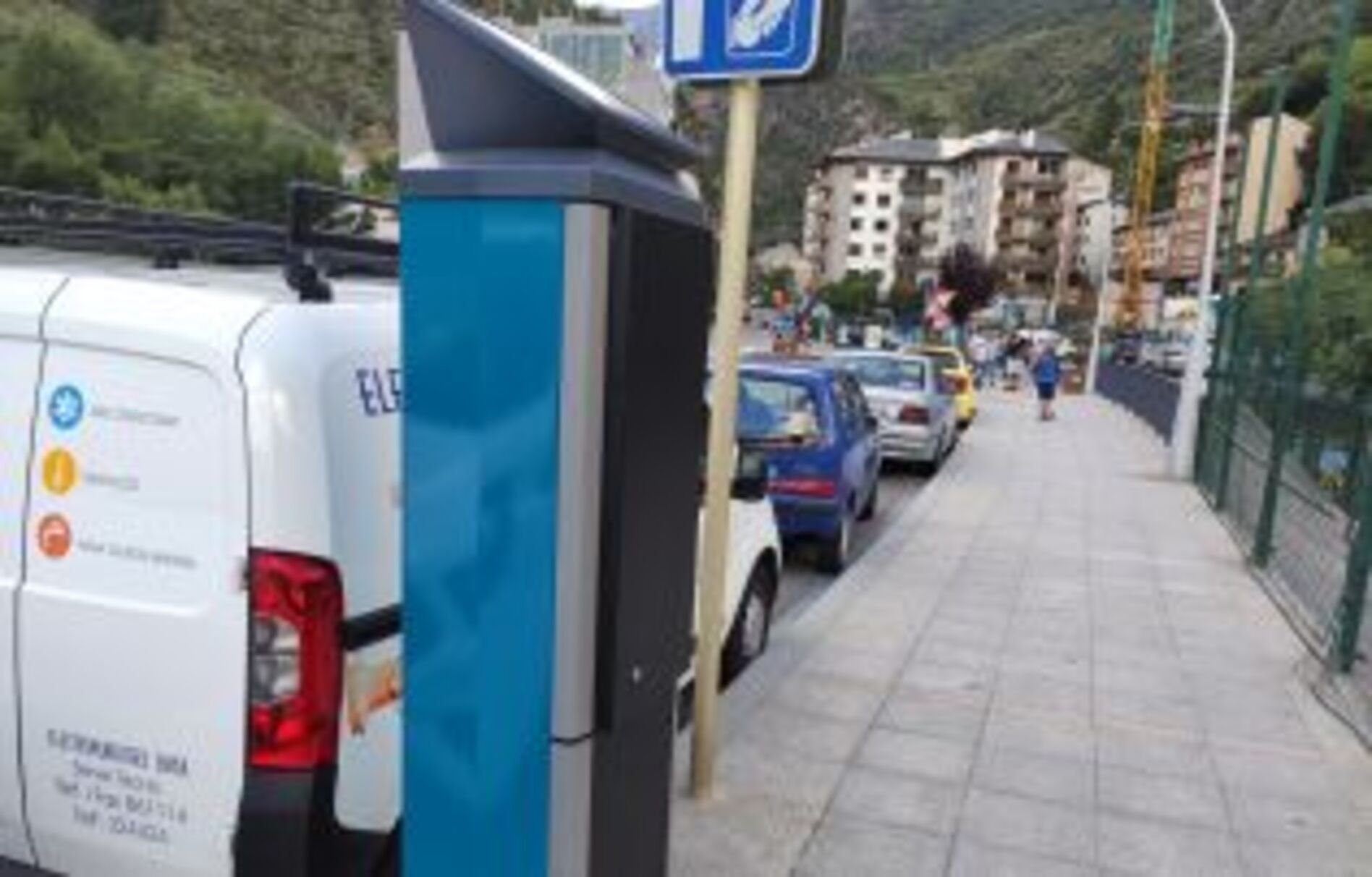 Un parquímetre a l'avinguda Rocafort.