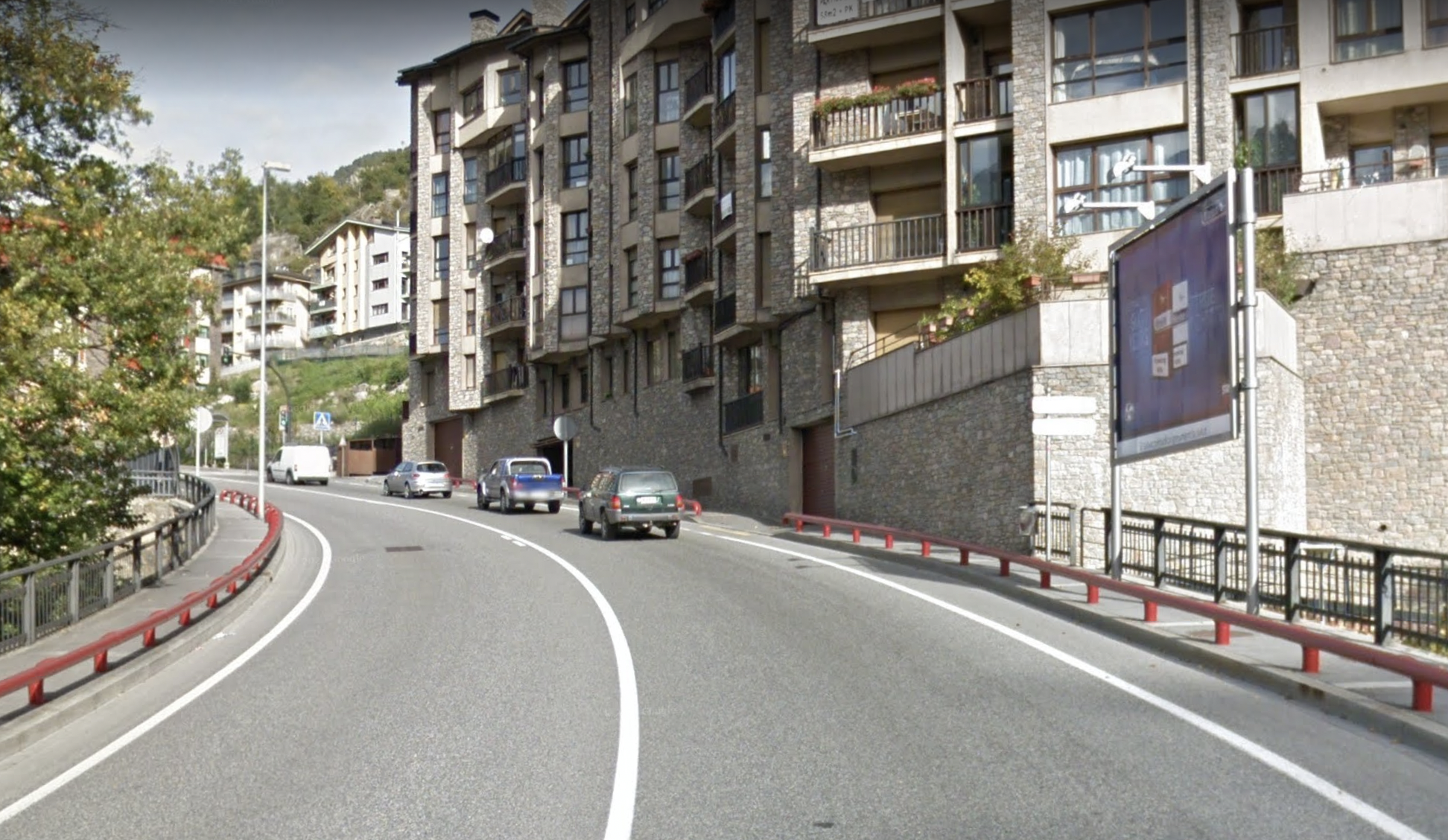 Una imatge de la carretera de l'Obac.