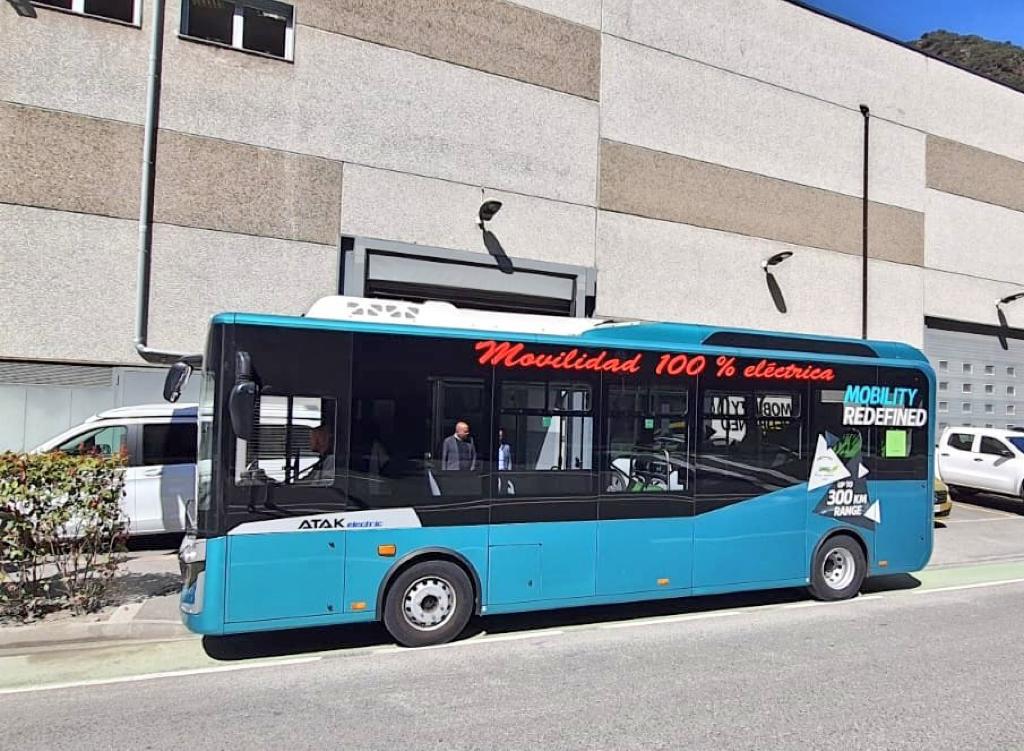 L'autobús elèctric que està provant Coopalsa.