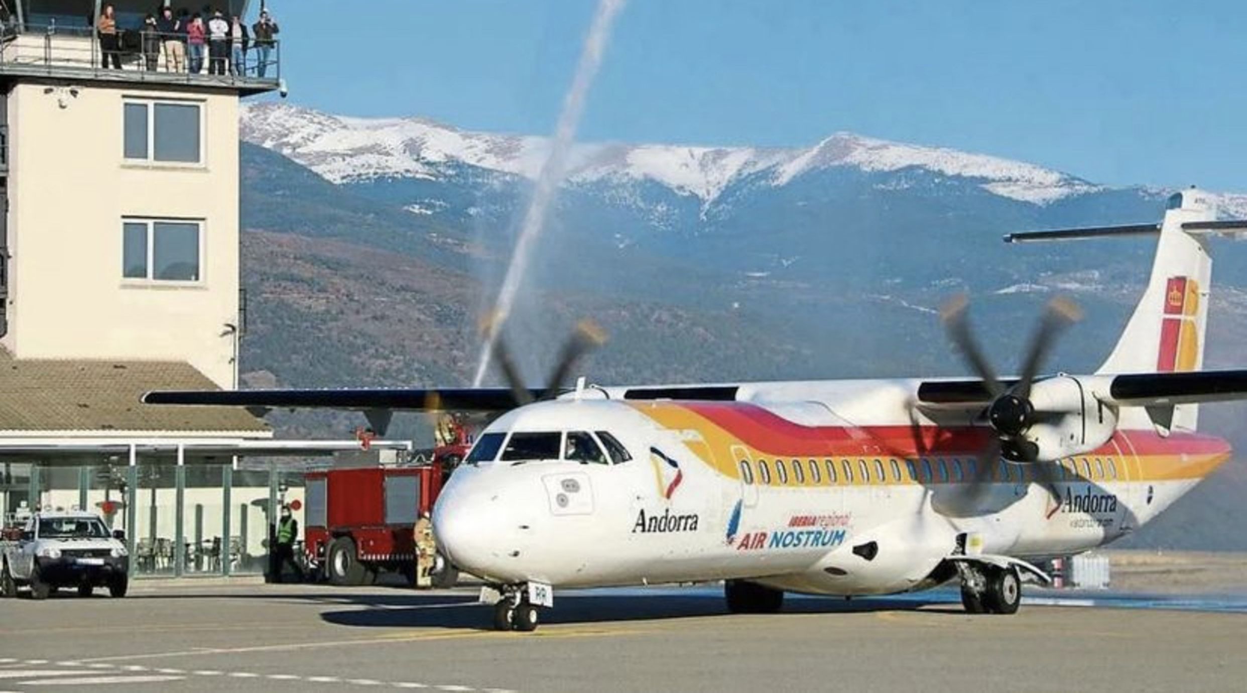 Un dels ATR-72 d'Air Nostrum a l'aeroport de la Seu.