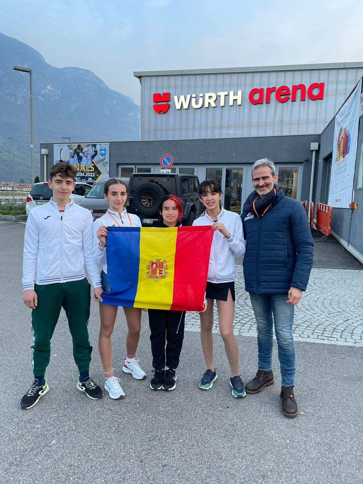 Els andorrans participants en l'Egna Spring Trophy.