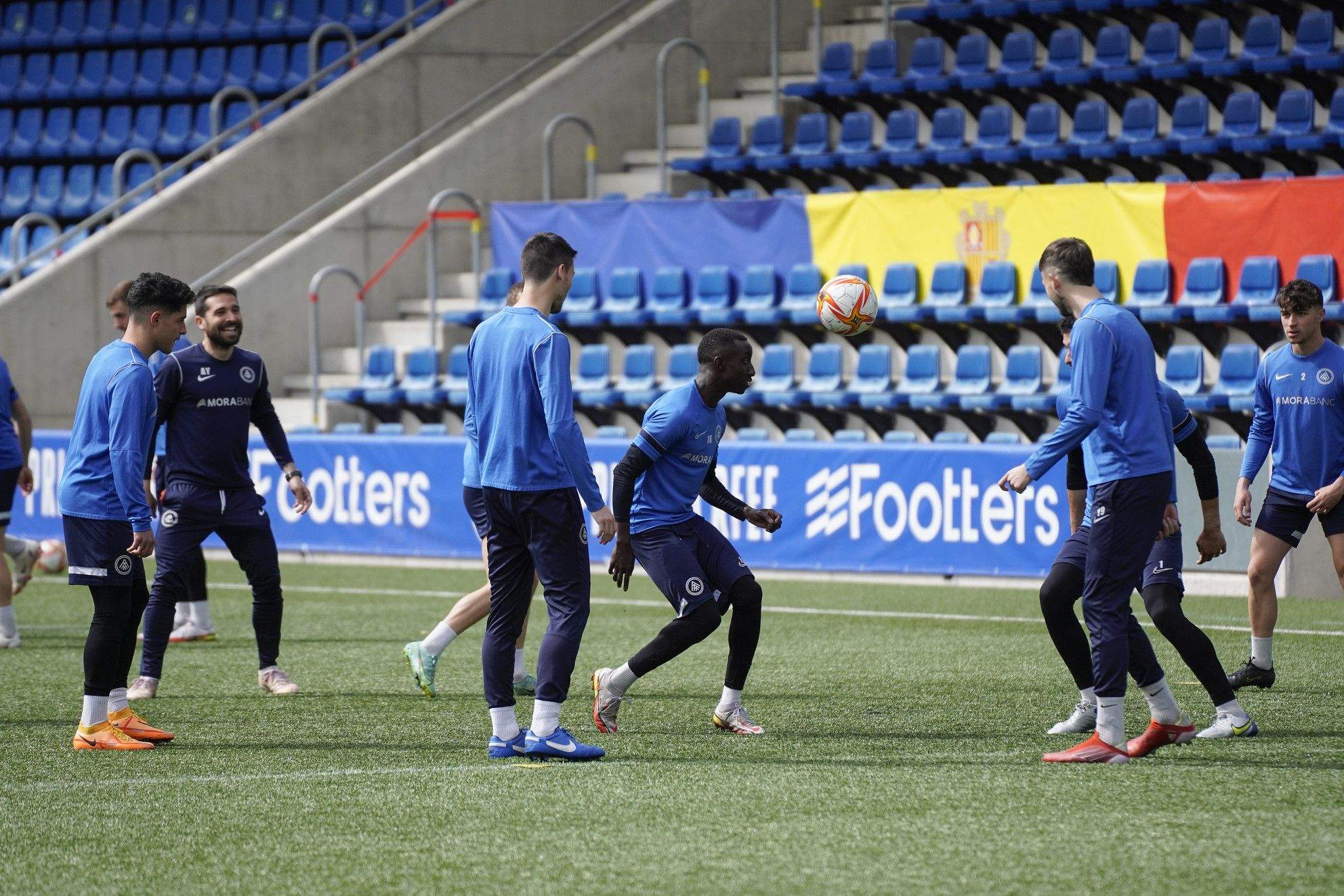 Un instant del darrer entrenament al Nacional.