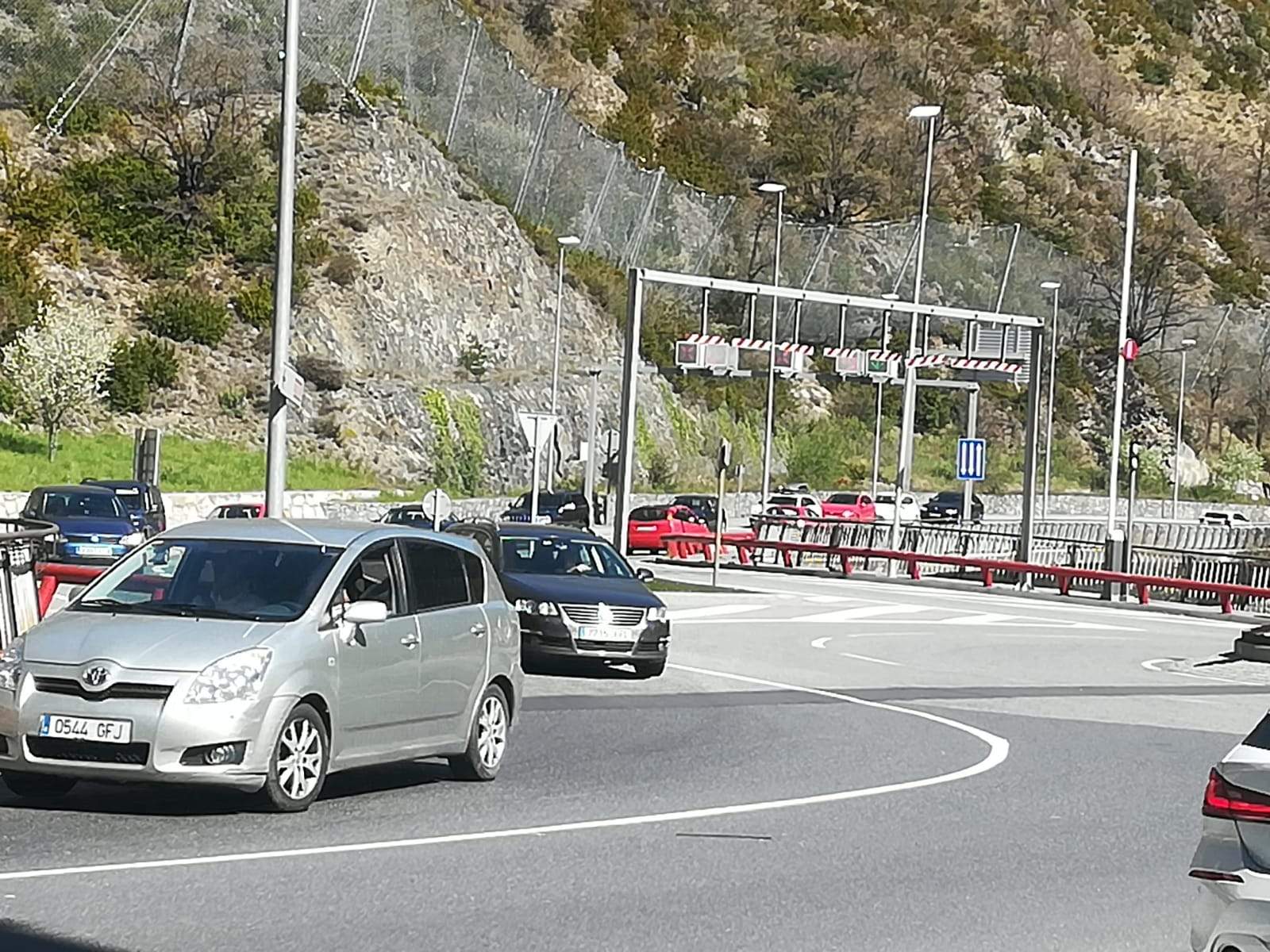 Trànsit dens en sentit sud aquest dilluns al matí a Sant Julià de Lòria.