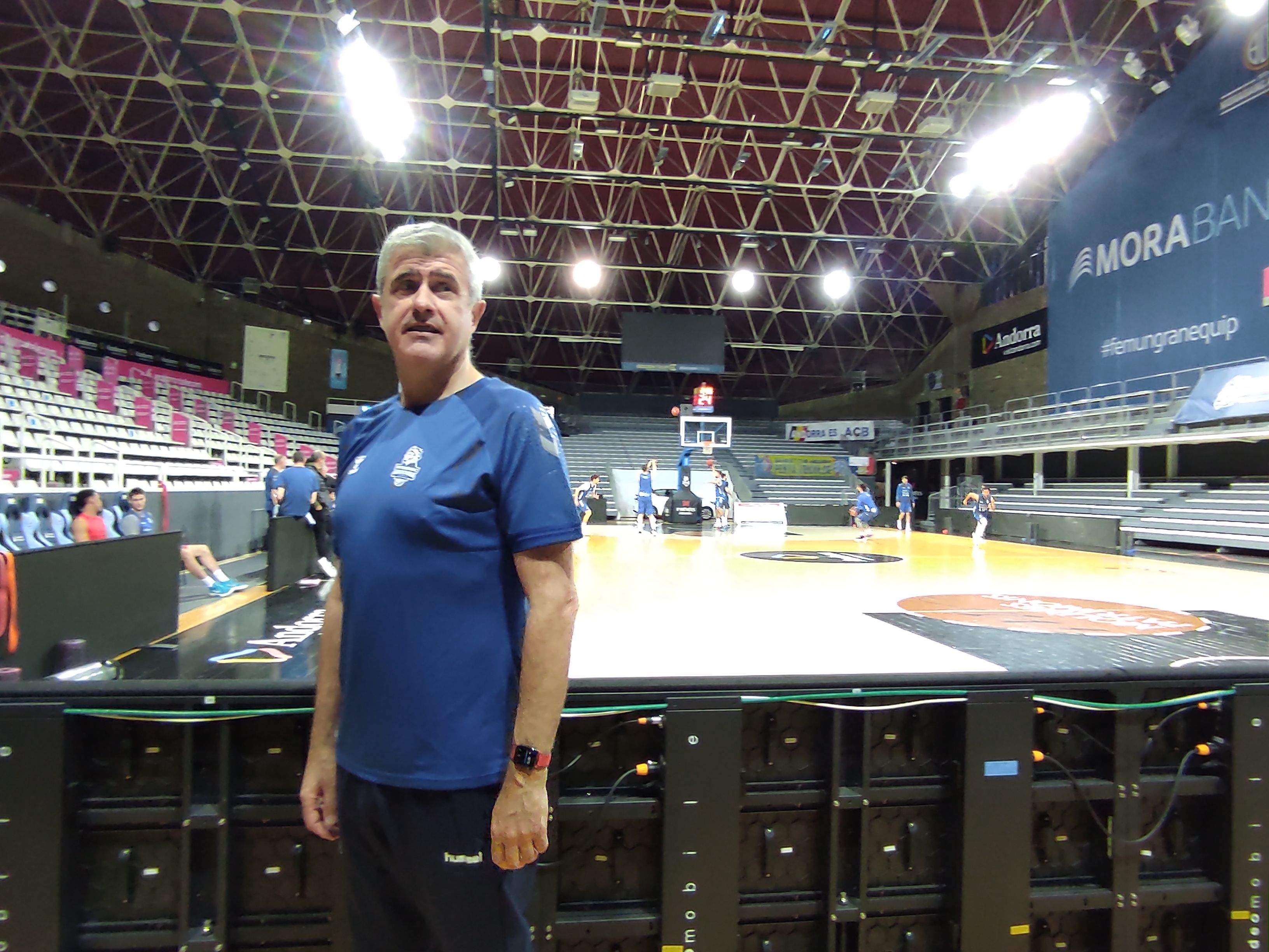 Óscar Quintana just abans d'iniciar el seu primer entrenament.