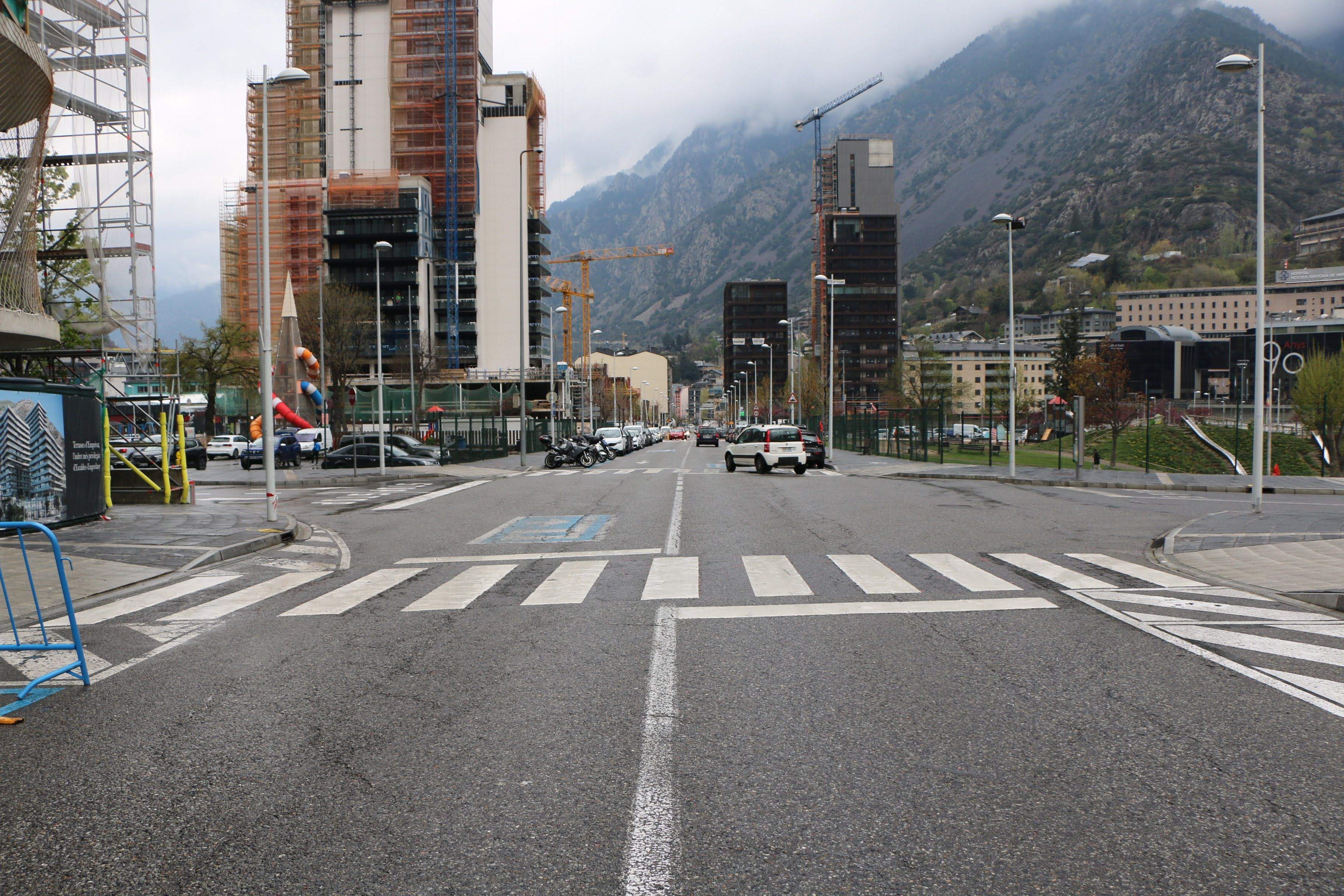 Els liberals escaldencs proposen la construcció d’un pàrquing soterrat per solucionar la falta d’aparcament al Clot d'Emprivat.