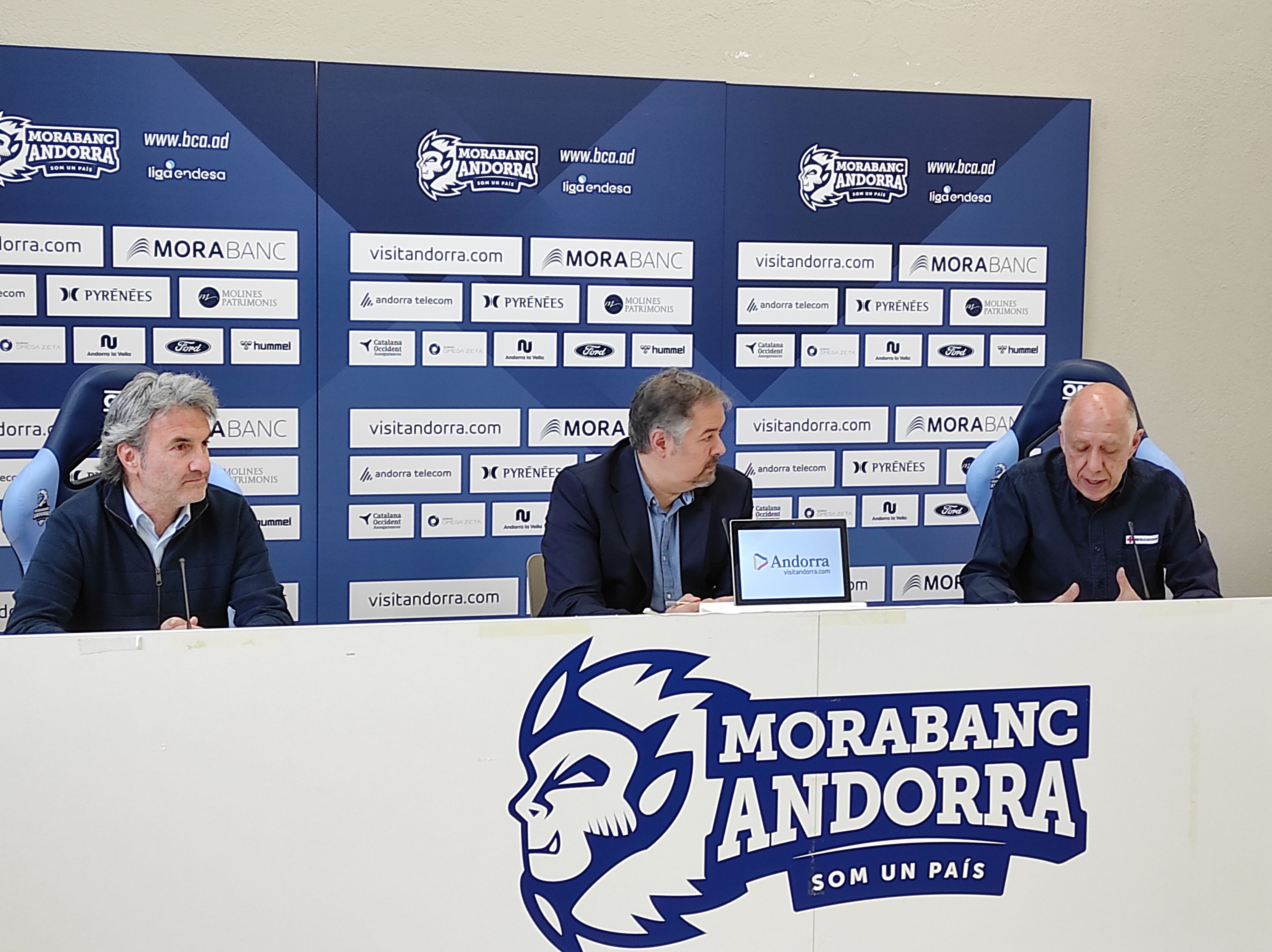 Justo Ruiz, Gabriel Fernàndez i Joan Saurí durant la presentació. Justo Ruiz, Gabriel Fernàndez i Joan Saurí durant la presentació.