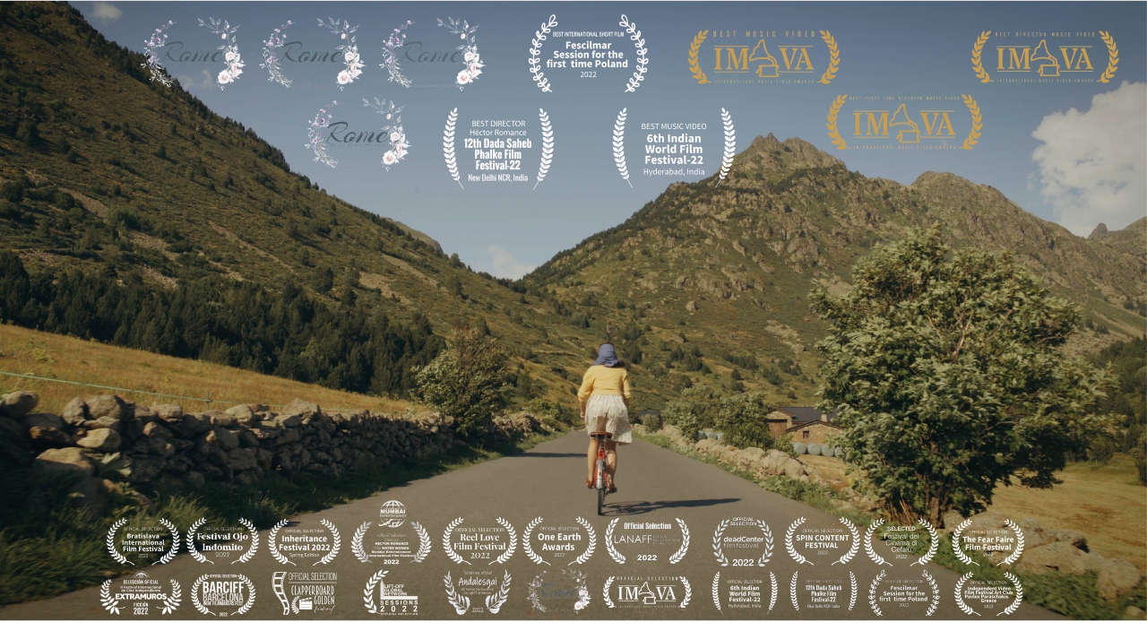 La imatge del videoclip 'Dones d'aigua' amb tots els premis i nominacions aconseguits.